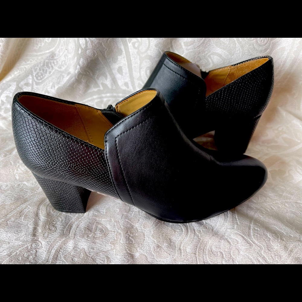 Naturalized Genuine Leather Ankle Boot